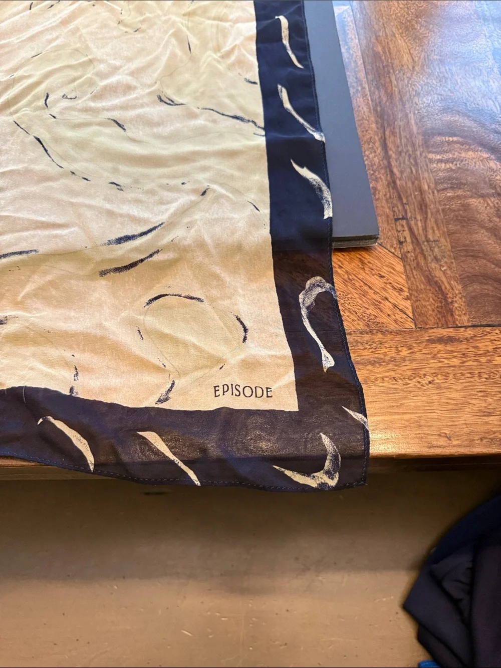 Episode light greenish yellow Square Scarf with dark Navy Border